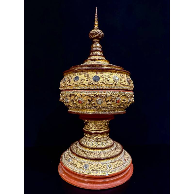 Buddhist food/fruit traditional offering vessel, 'hsun ok'- 7362