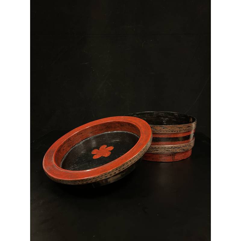 Red lacquer palm wood nut box with a tray cover- Lac2352