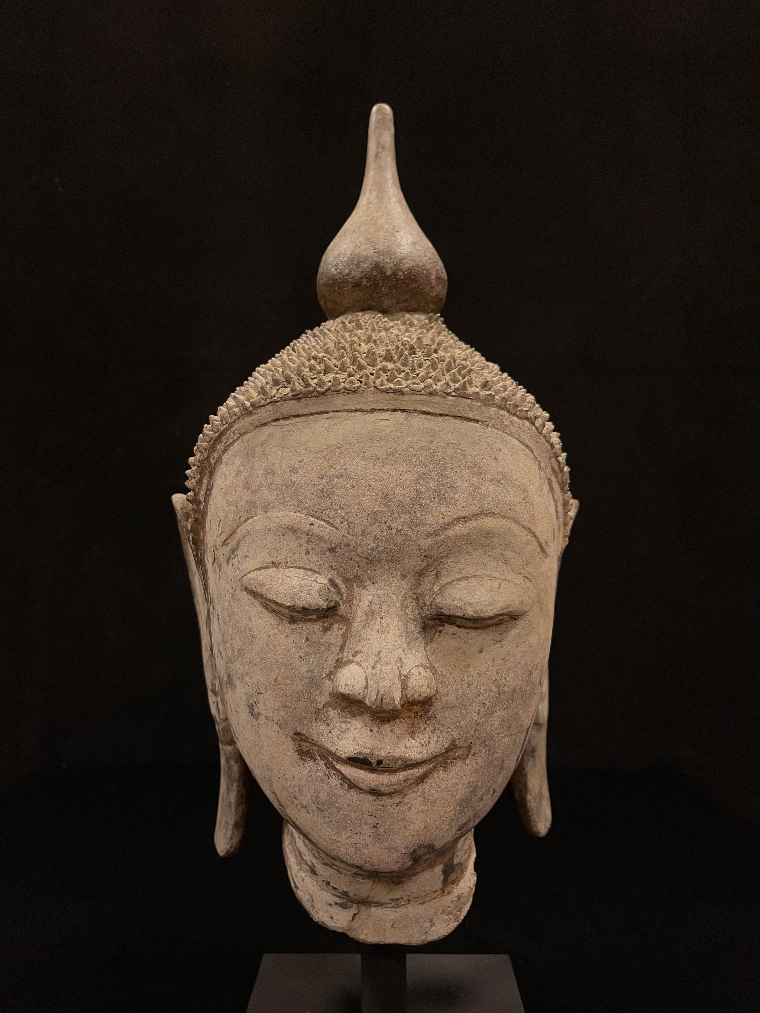 Papier mache' Buddha head- 6390