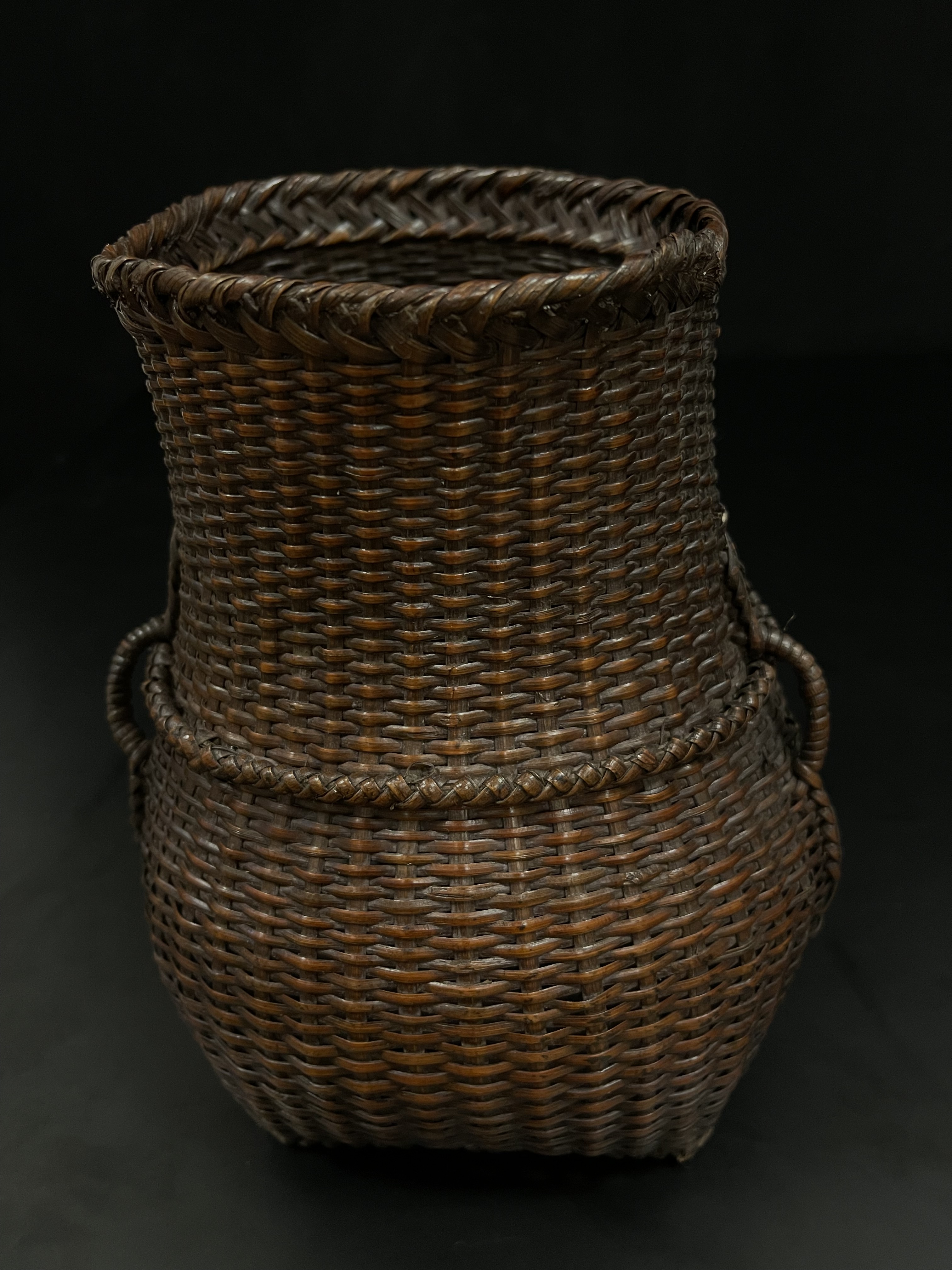 Old bamboo and rattan basket- Ms16622A