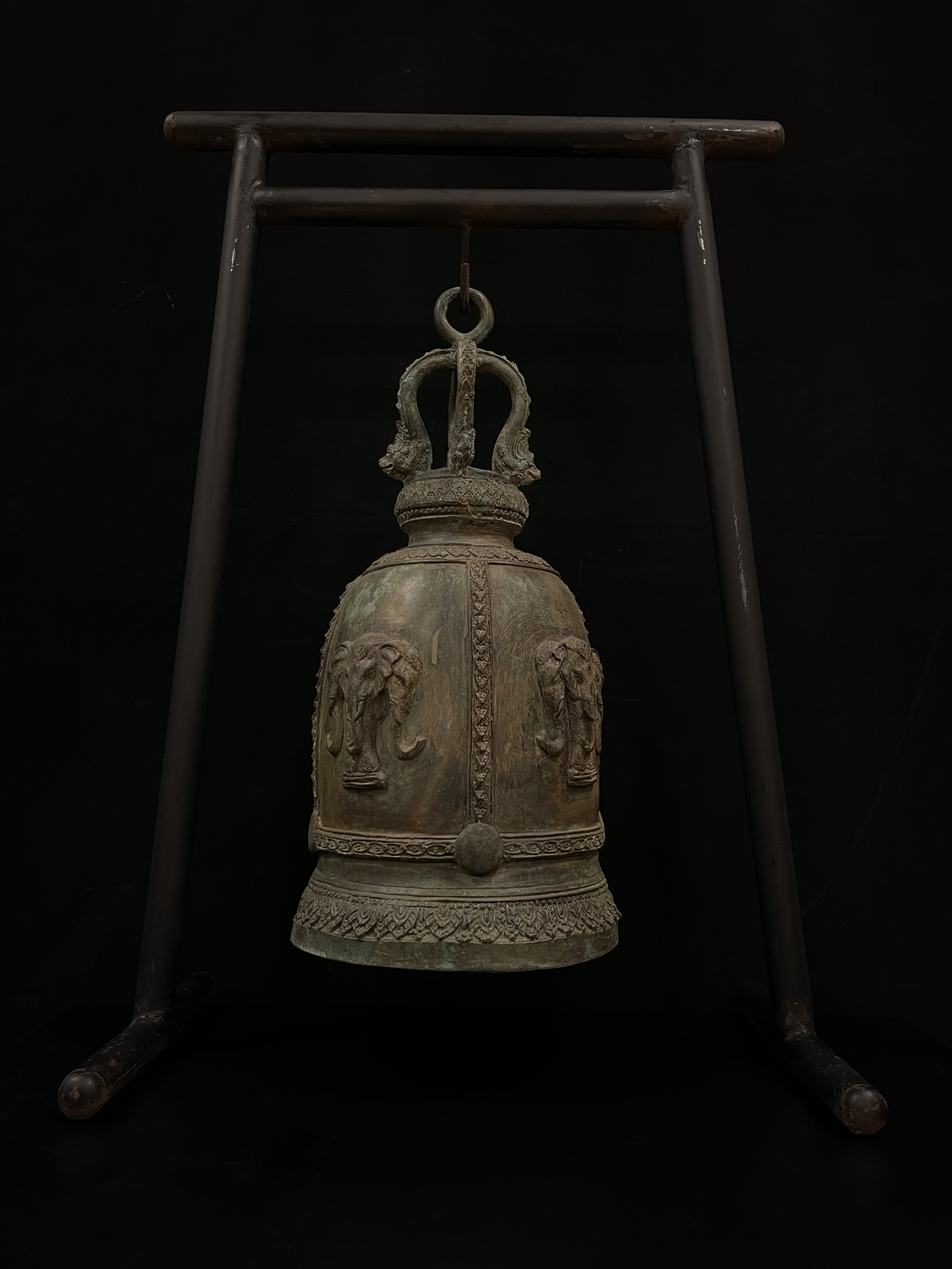 Temple Bell on metal stand- M15987 & Ms16444