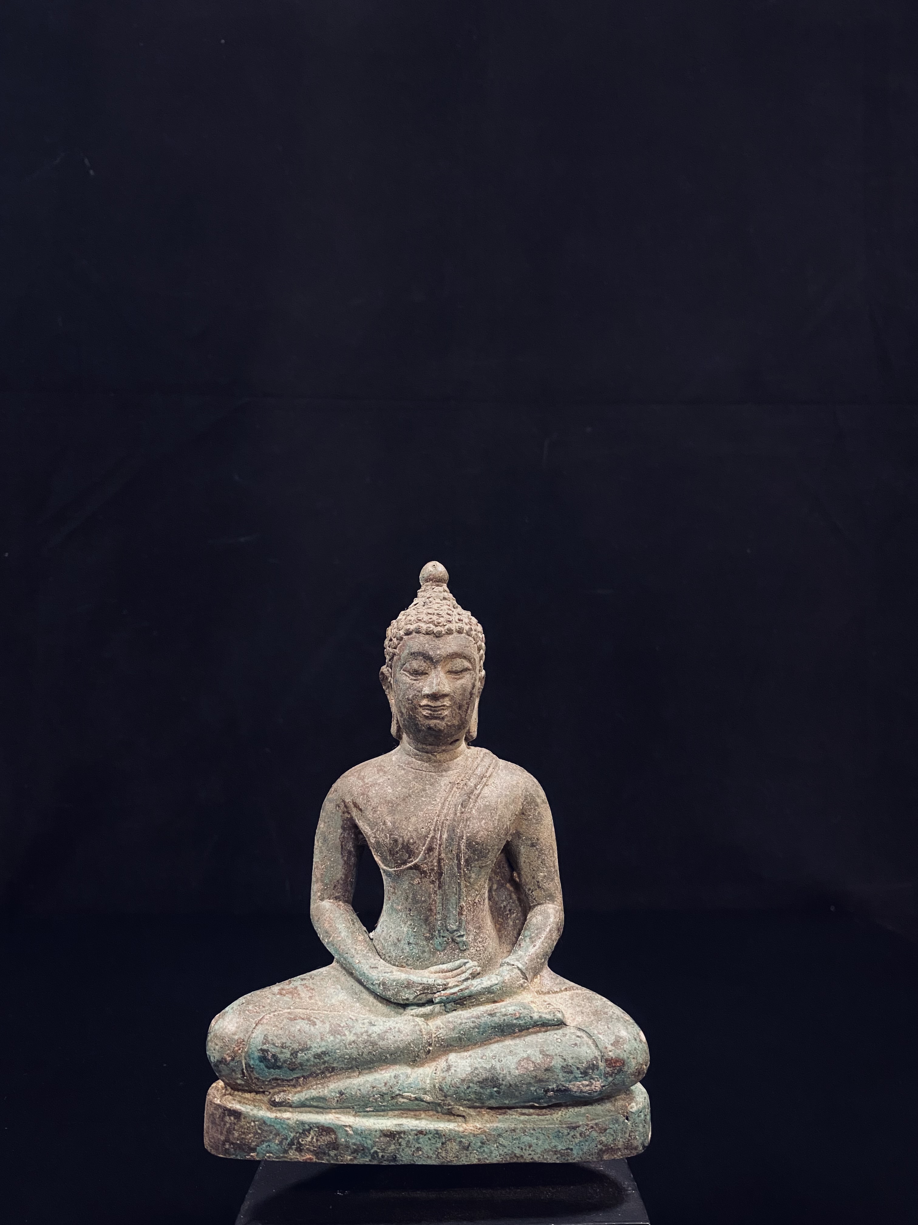 Small bronze seated Buddha on stand- Ms8382